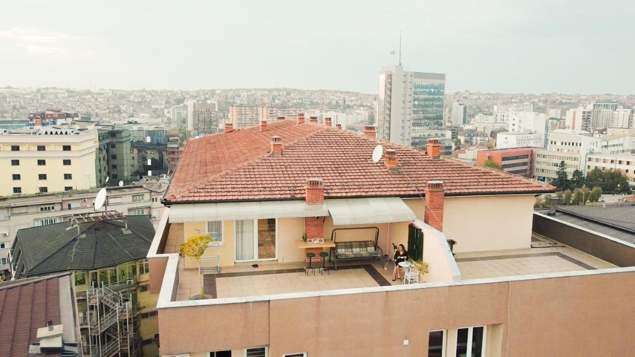 Siera'S Penthouse Lejlighed Pristina Eksteriør billede